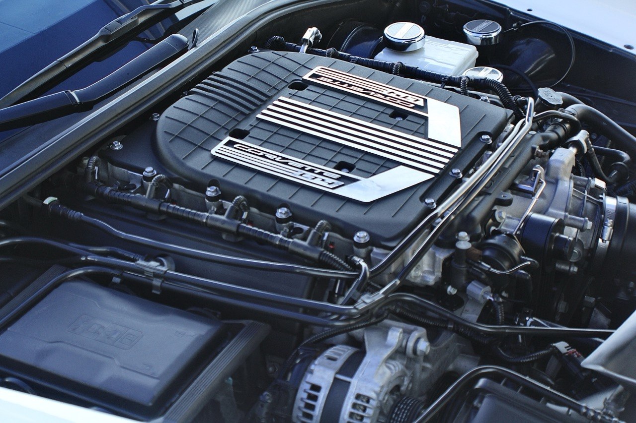 Corvette LT4 supercharged engine closeup